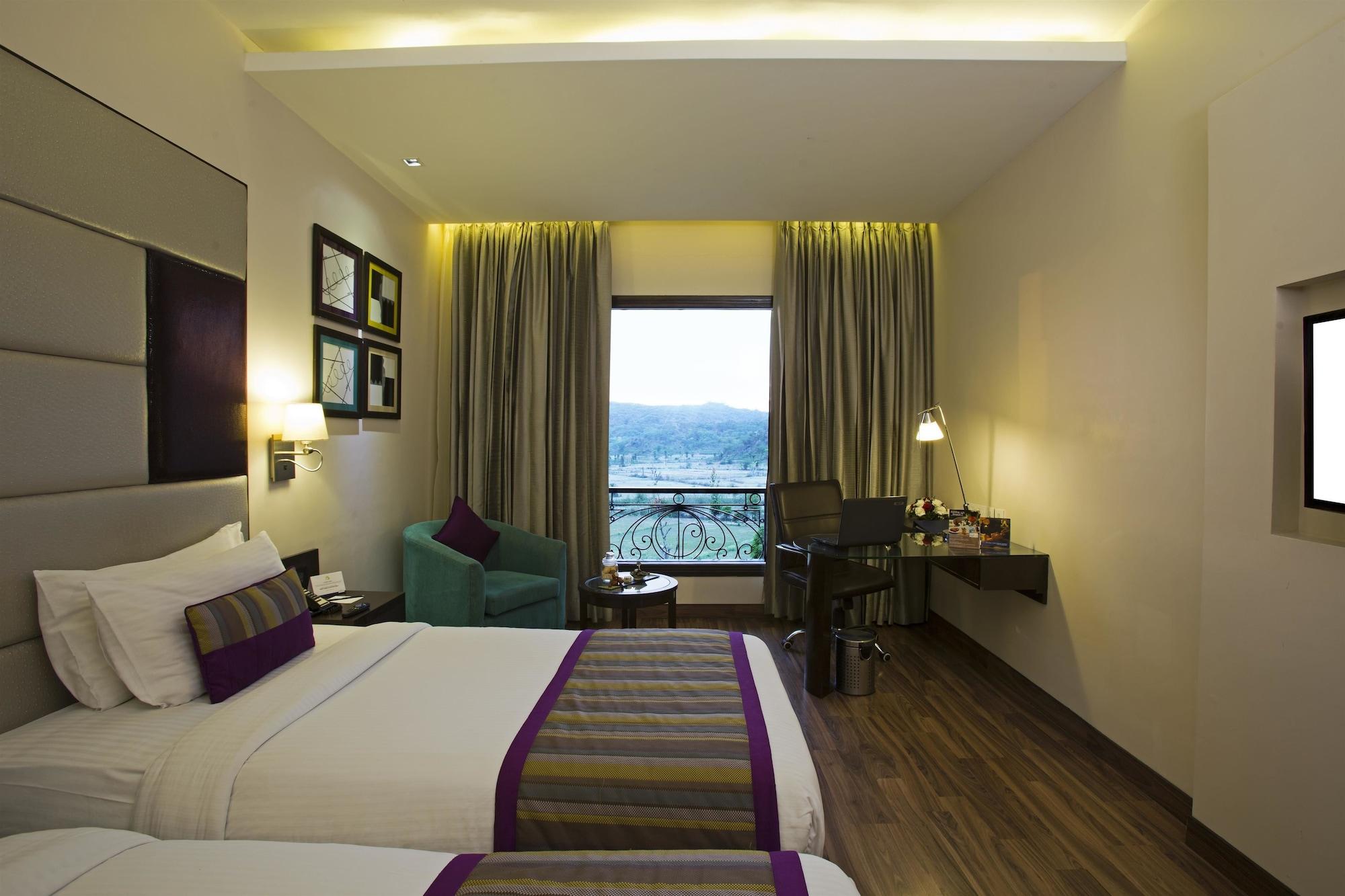 Golden Tulip Chandigarh, Panchkula Extérieur photo